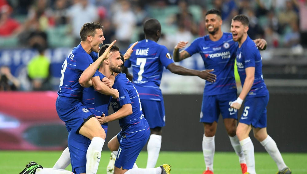 Los jugadores del Chelsea celebran un gol