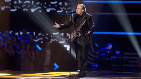 Juan Mena canta ‘Cómo fue’ en las Audiciones a ciegas de ‘La Voz Senior’ Juan Mena canta ‘Cómo fue’ en las Audiciones a ciegas de ‘La Voz Senior’