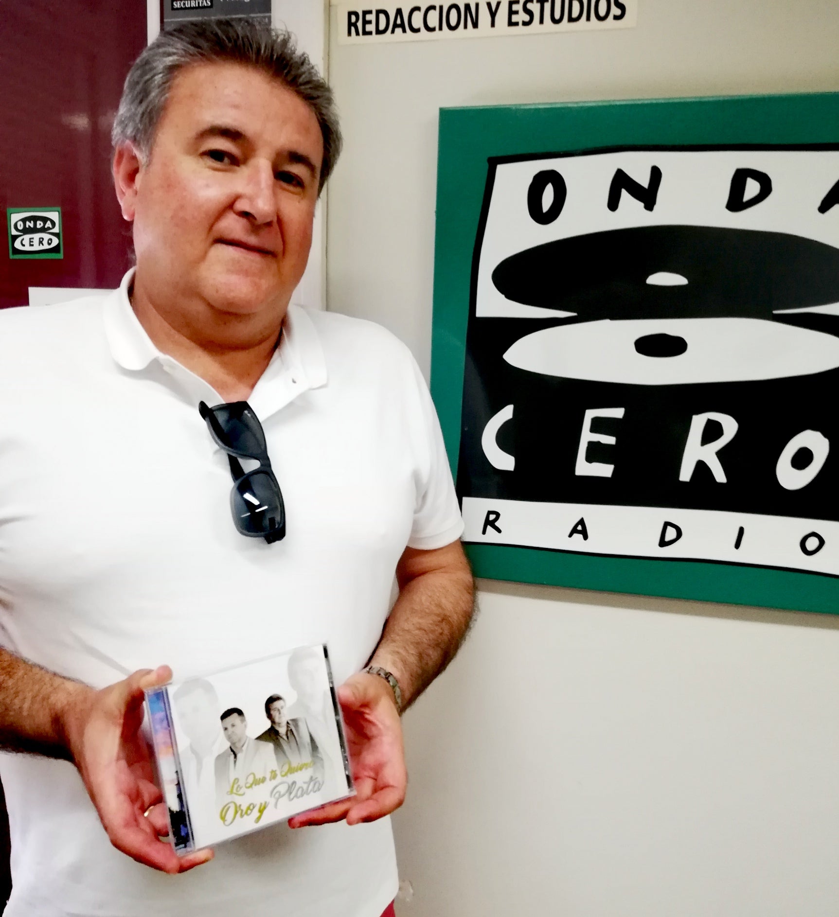 Francis en la caseta "La buena Onda" de Onda Cero Francis en la caseta "La buena Onda" de Onda Cero