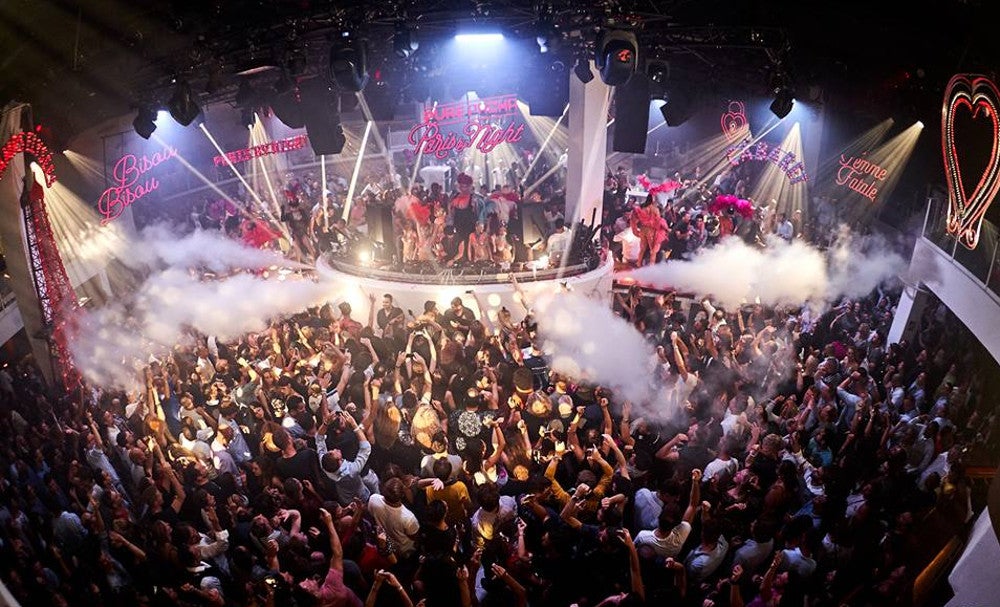 Discotecas y salas de fiestas tachan de "despropósito" la negativa del Govern de adelantar la apertura de este tipo de locales Discotecas y salas de fiestas tachan de "despropósito" la negativa del Govern de adelantar la apertura de este tipo de locales
