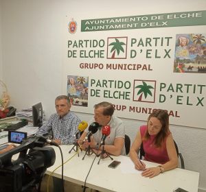Jesús Pareja, en el centro. Jesús Pareja, en el centro.