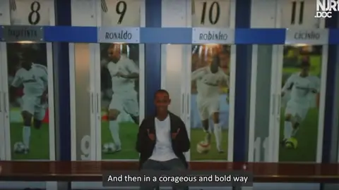 Neymar, en el vestuario del Real Madrid Neymar, en el vestuario del Real Madrid