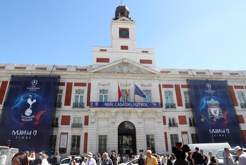 El Aeropuerto de Barajas batirá récord de operaciones por la final de la Champions El Aeropuerto de Barajas batirá récord de operaciones por la final de la Champions