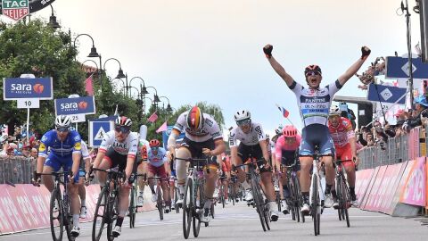 Damiano Cima celebra su victoria en la 18&ordf; etapa del Giro