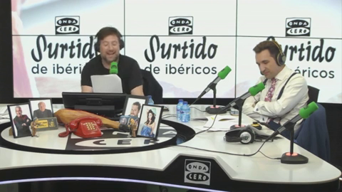 Versionamos la canción 'Amigo Félix' de una manera muy curiosa Versionamos la canción 'Amigo Félix' de una manera muy curiosa