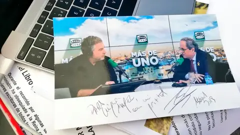 El autógrafo que Alsina le ha firmado a un oyente a su entrevista con Torra El autógrafo que Alsina le ha firmado a un oyente a su entrevista con Torra