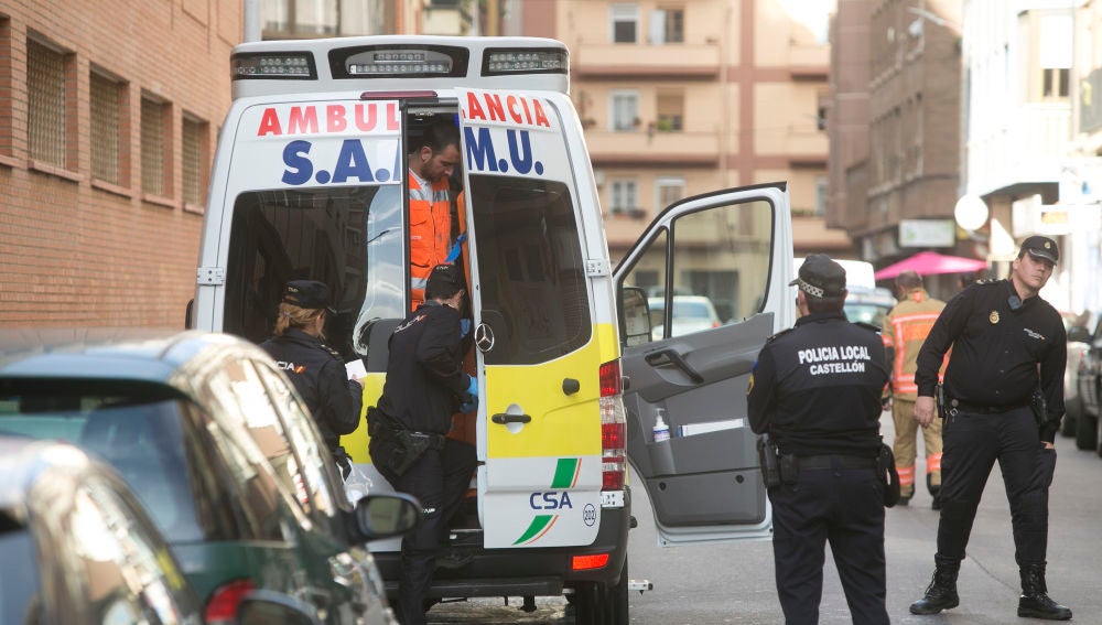 Imagen de archivo de una ambulancia en Castellón