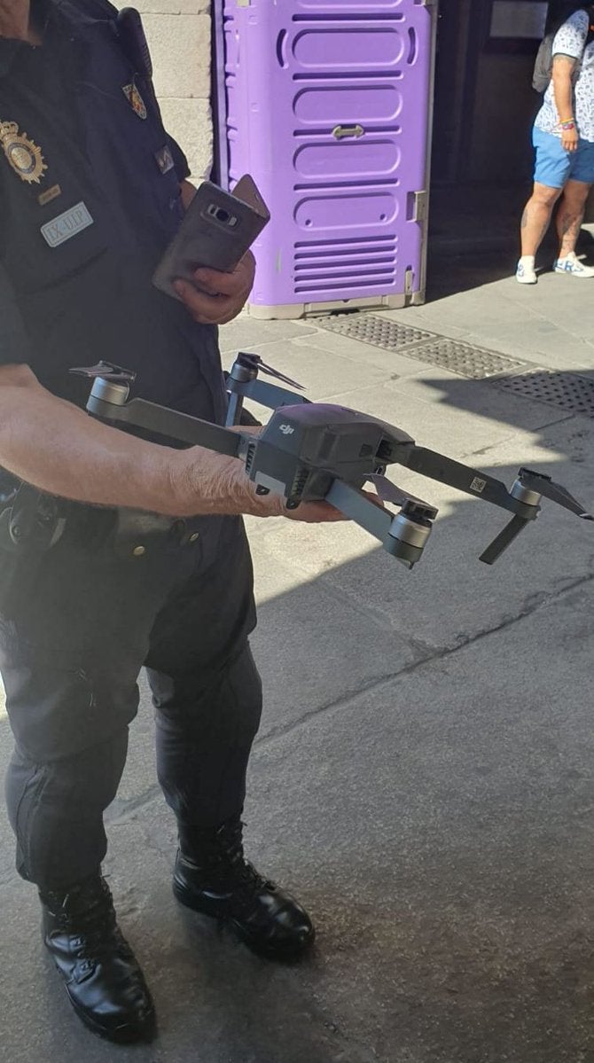 Denunciado por volar un dron en una fiesta de la Champions en la Plaza Mayor Denunciado por volar un dron en una fiesta de la Champions en la Plaza Mayor