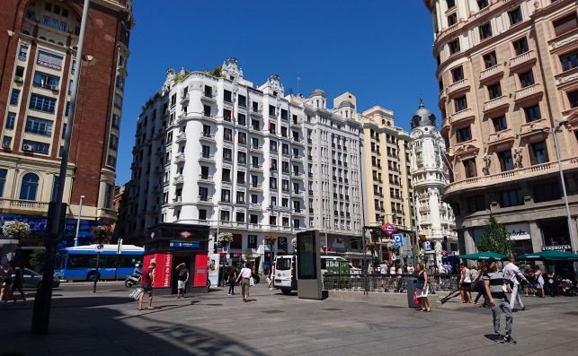 El 92% de las viviendas de uso turístico de Madrid operan sin licencia El 92% de las viviendas de uso turístico de Madrid operan sin licencia