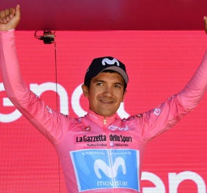 Carapaz, con la 'maglia' rosa del Giro Carapaz, con la 'maglia' rosa del Giro