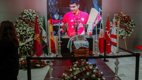 Cardiente de Reyes instalada en el antepalco del estadio Ram&oacute;n S&aacute;nchez-Pizju&aacute;n de Sevilla