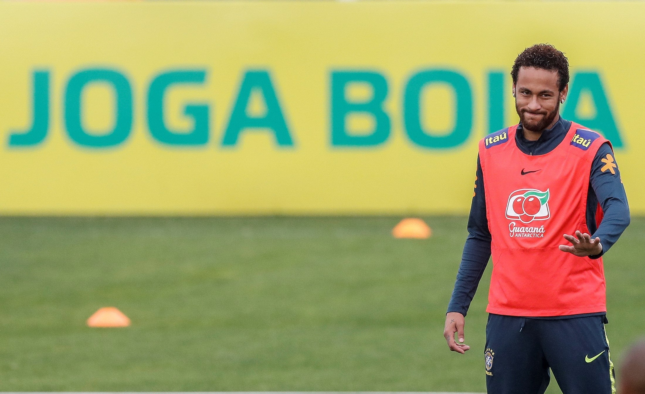 La CBF pone en duda que Neymar juegue la Copa América: "Hay un nuevo vídeo que puede salir" La CBF pone en duda que Neymar juegue la Copa América: "Hay un nuevo vídeo que puede salir"