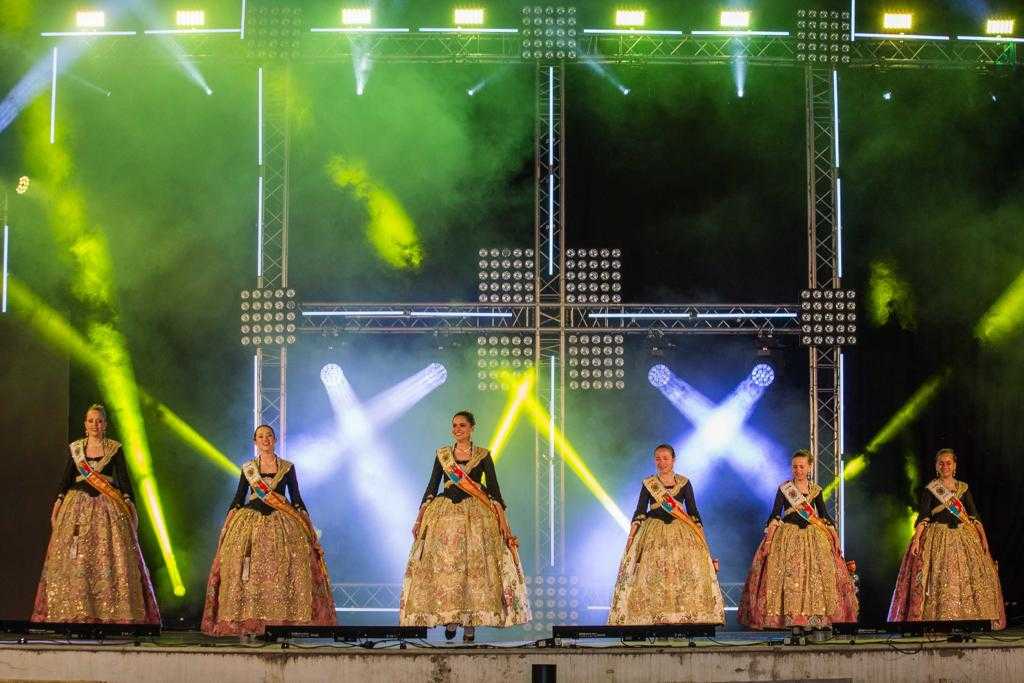 Carolina Irles y Alma Argiles, reina mayor e infantil de las Fiestas de Elche Carolina Irles y Alma Argiles, reina mayor e infantil de las Fiestas de Elche