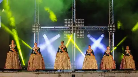 Reinas y Damas de las Fiestas de Elche 2019. Reinas y Damas de las Fiestas de Elche 2019.