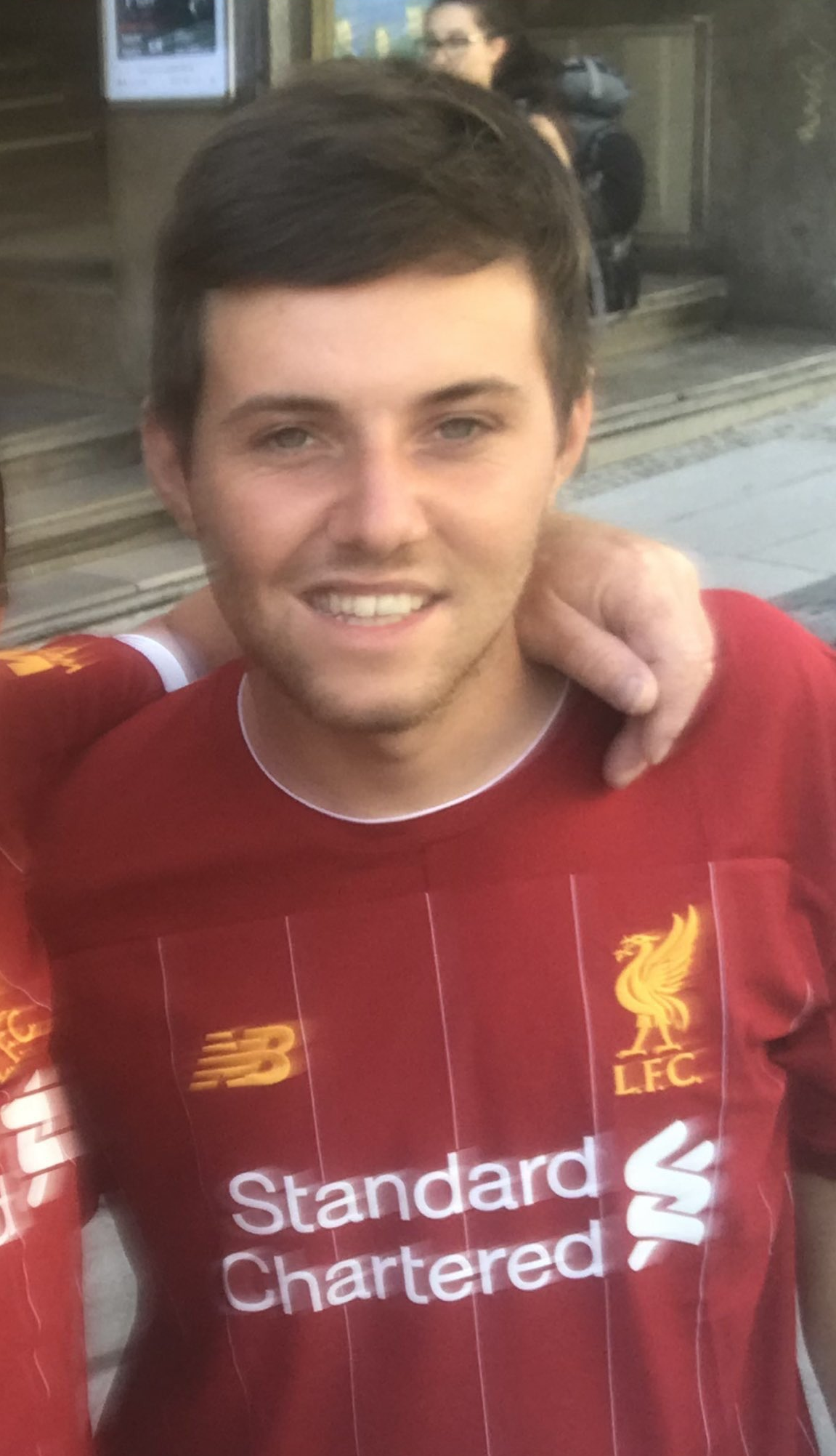 Encuentran al seguidor del Liverpool desaparecido en Madrid: fue detenido por agredir a unos agentes Encuentran al seguidor del Liverpool desaparecido en Madrid: fue detenido por agredir a unos agentes