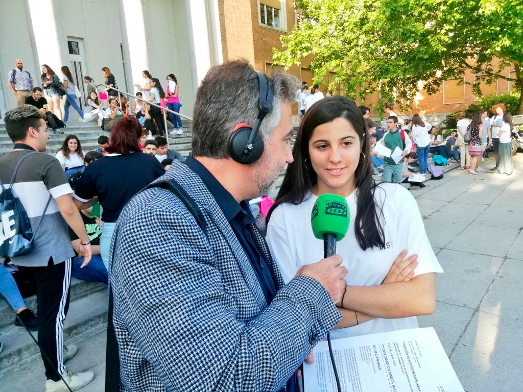 Acompañamos a Estrella en su examen de selectividad Acompañamos a Estrella en su examen de selectividad
