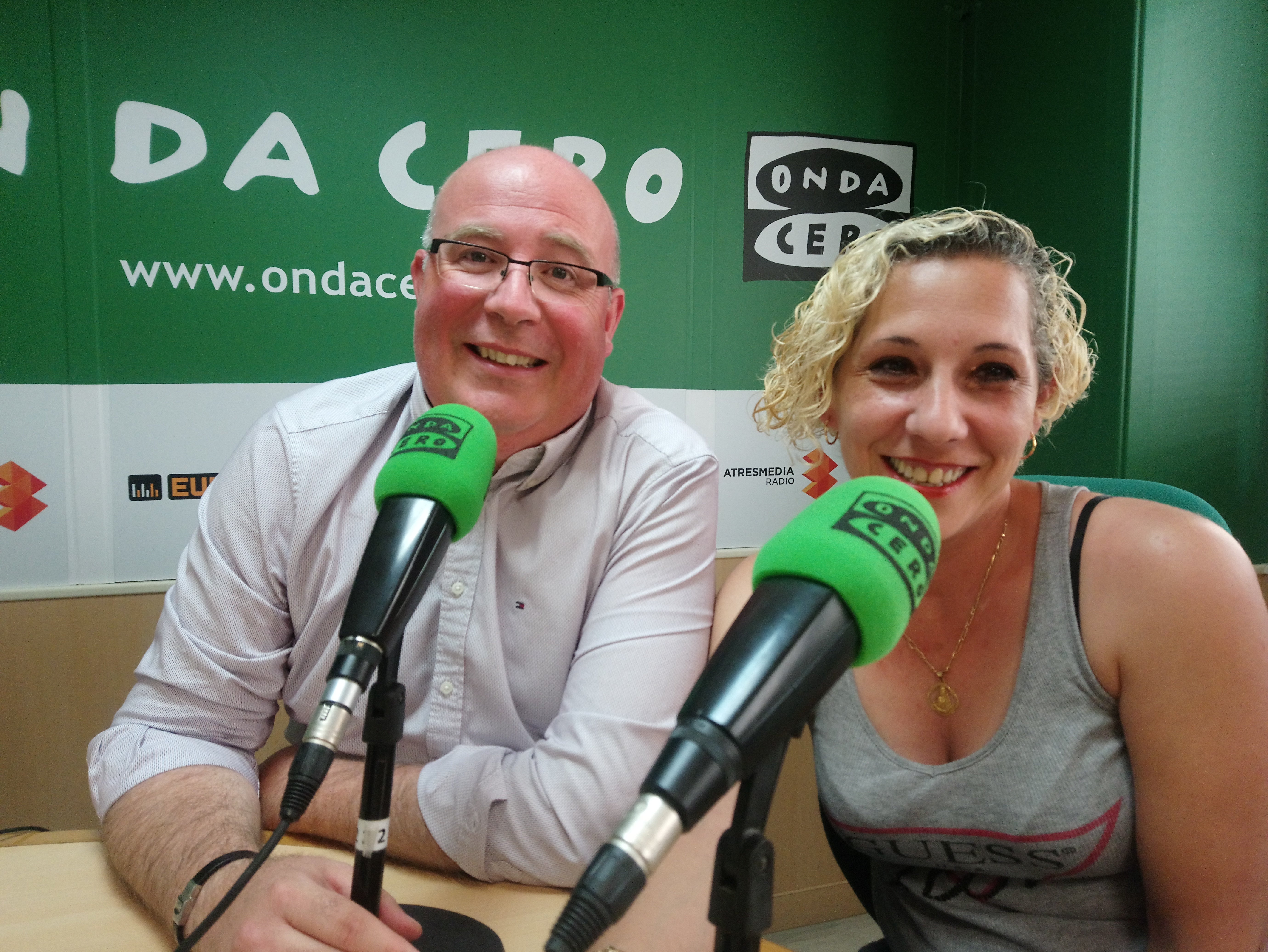 "Los colegios ya han recibido instrucciones para facilitar a los padres el acceso a una copia de cualquier examen de sus hijos" "Los colegios ya han recibido instrucciones para facilitar a los padres el acceso a una copia de cualquier examen de sus hijos"