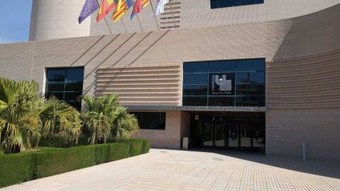 Edificio Rectorado y Consejo Social de la Universidad Miguel Hern&aacute;ndez de Elche.