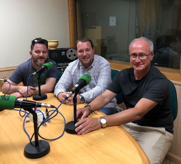 Tertulia sobre la temporada de la AD Ceuta FC Tertulia sobre la temporada de la AD Ceuta FC