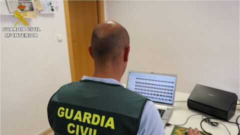 Un agente de la Guardia Civil.