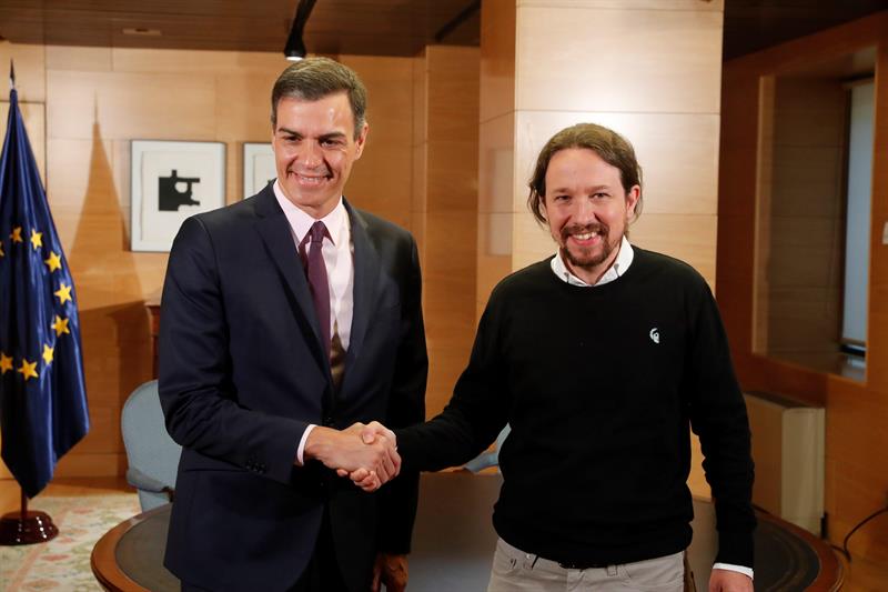 Tertulia: Los pactos de Gobierno y la reunión secreta entre Sánchez e Iglesias Tertulia: Los pactos de Gobierno y la reunión secreta entre Sánchez e Iglesias