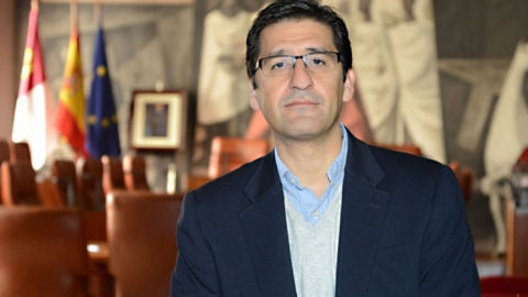 Jos&eacute; Manuel Caballero actualmente es el presidente en funciones de la Diputaci&oacute;n