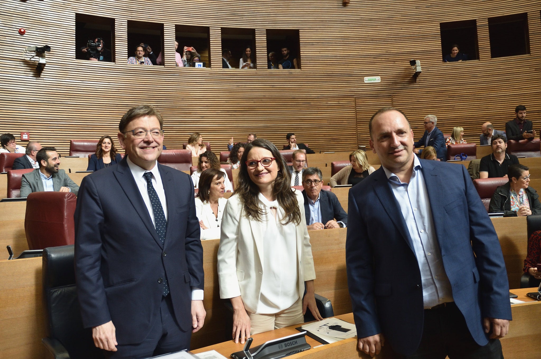 El Botànic alcanza in extremis un pacto de gobierno para la Generalitat El Botànic alcanza in extremis un pacto de gobierno para la Generalitat