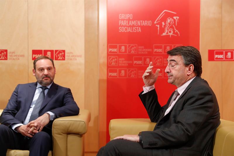 El PNV transmite a Ábalos que por ahora Pedro Sánchez y el PSOE no tienen su apoyo El PNV transmite a Ábalos que por ahora Pedro Sánchez y el PSOE no tienen su apoyo