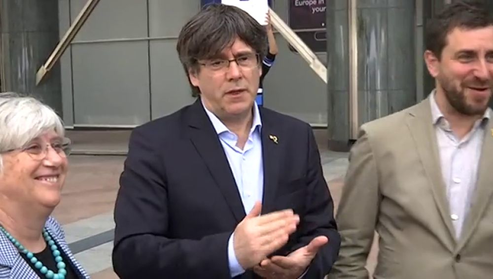 Puigdemont tendrá que venir al Congreso si quiere la credencial de eurodiputado