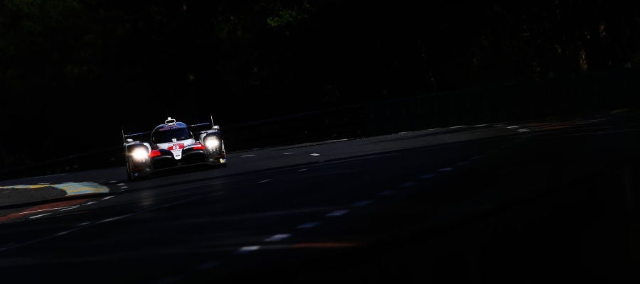 Fernando Alonso, durante la primera sesión de calificación de las 24 Horas de Le Mans Fernando Alonso, durante la primera sesión de calificación de las 24 Horas de Le Mans