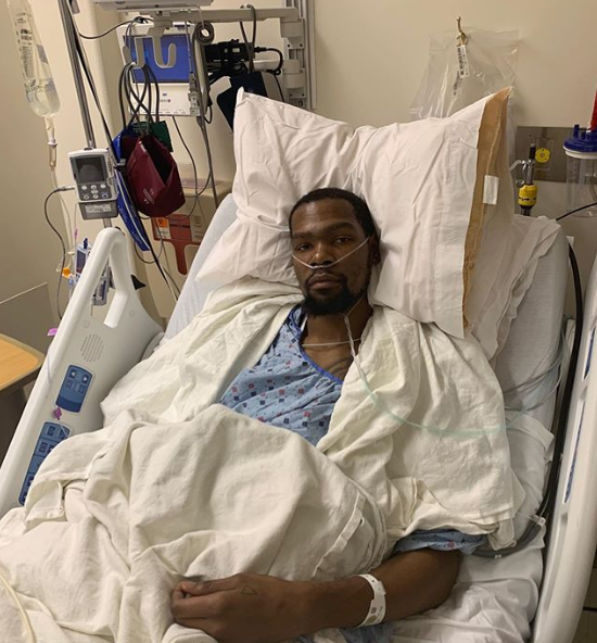 El mensaje de Durant tras ser operado por su rotura del tendón de Aquiles: "El baloncesto es mi mayor amor" El mensaje de Durant tras ser operado por su rotura del tendón de Aquiles: "El baloncesto es mi mayor amor"