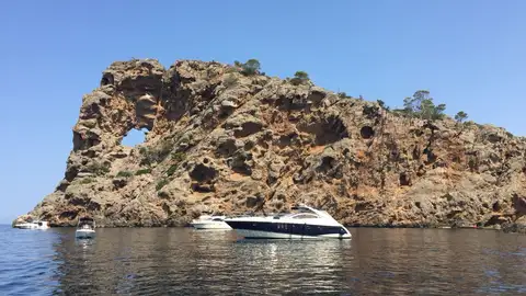 Sa Foradada, en el municipio mallorquín de Deià Sa Foradada, en el municipio mallorquín de Deià