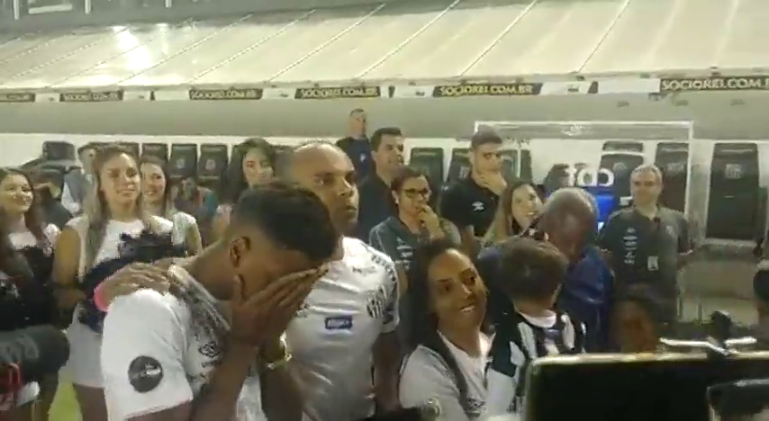 Las lágrimas de Rodrygo en su despedida con el Santos antes de ir al Madrid Las lágrimas de Rodrygo en su despedida con el Santos antes de ir al Madrid