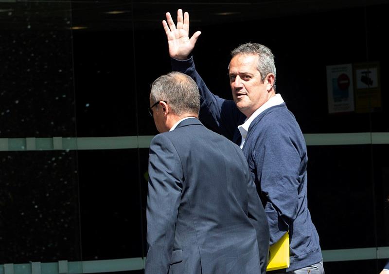 Forn recoge su acta de concejal en el Ayuntamiento de Barcelona Forn recoge su acta de concejal en el Ayuntamiento de Barcelona