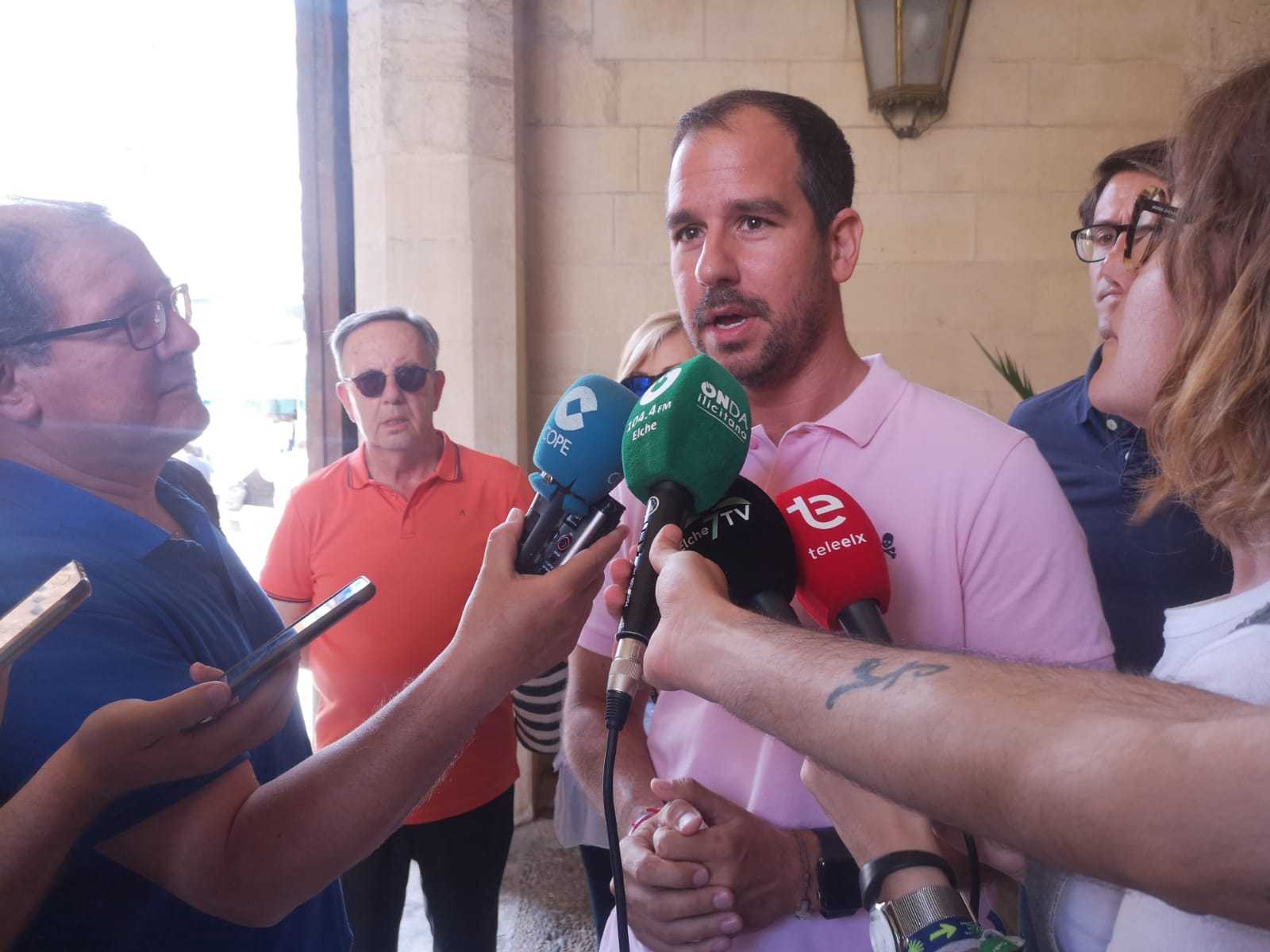 El PP de Elche reclama que los alcaldes pedáneos sean elegidos por votación popular El PP de Elche reclama que los alcaldes pedáneos sean elegidos por votación popular