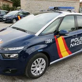 Coche de la Policía Nacional Coche de la Policía Nacional