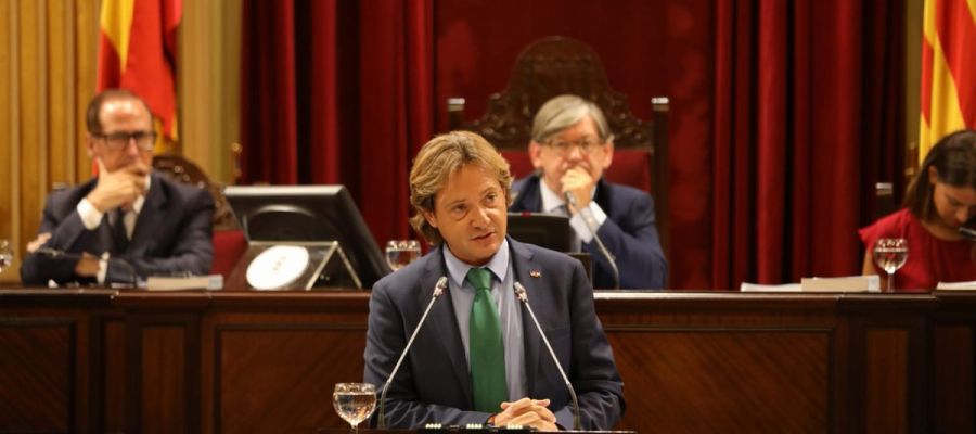 Jorge Campos, diputado de VOX, en el debate de investidura en el Parlament balear. Jorge Campos, diputado de VOX, en el debate de investidura en el Parlament balear.