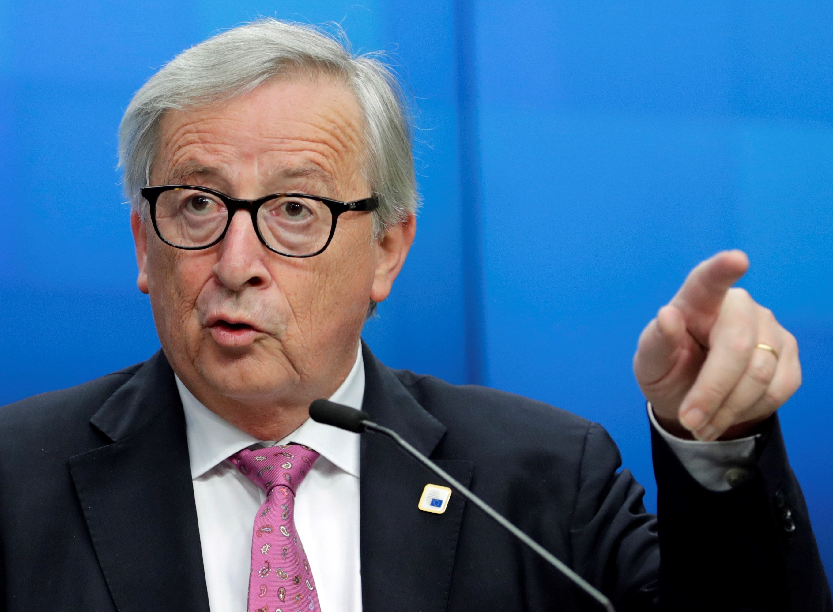 Juncker insta a trabajar en el Brexit pese a que es "palpable" una salida sin acuerdo Juncker insta a trabajar en el Brexit pese a que es "palpable" una salida sin acuerdo