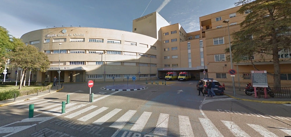 Un hombre apuñala a su mujer en Almassora y muere al tirarse de un cuarto piso intentando huir Un hombre apuñala a su mujer en Almassora y muere al tirarse de un cuarto piso intentando huir