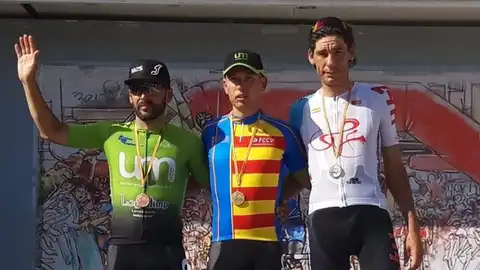 José Manuel Díaz, campeón autonómico en ciclismo en categoría Máster-30. CICLISMO