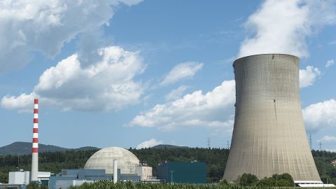 Planta de energ&iacute;a de fisi&oacute;n nuclear