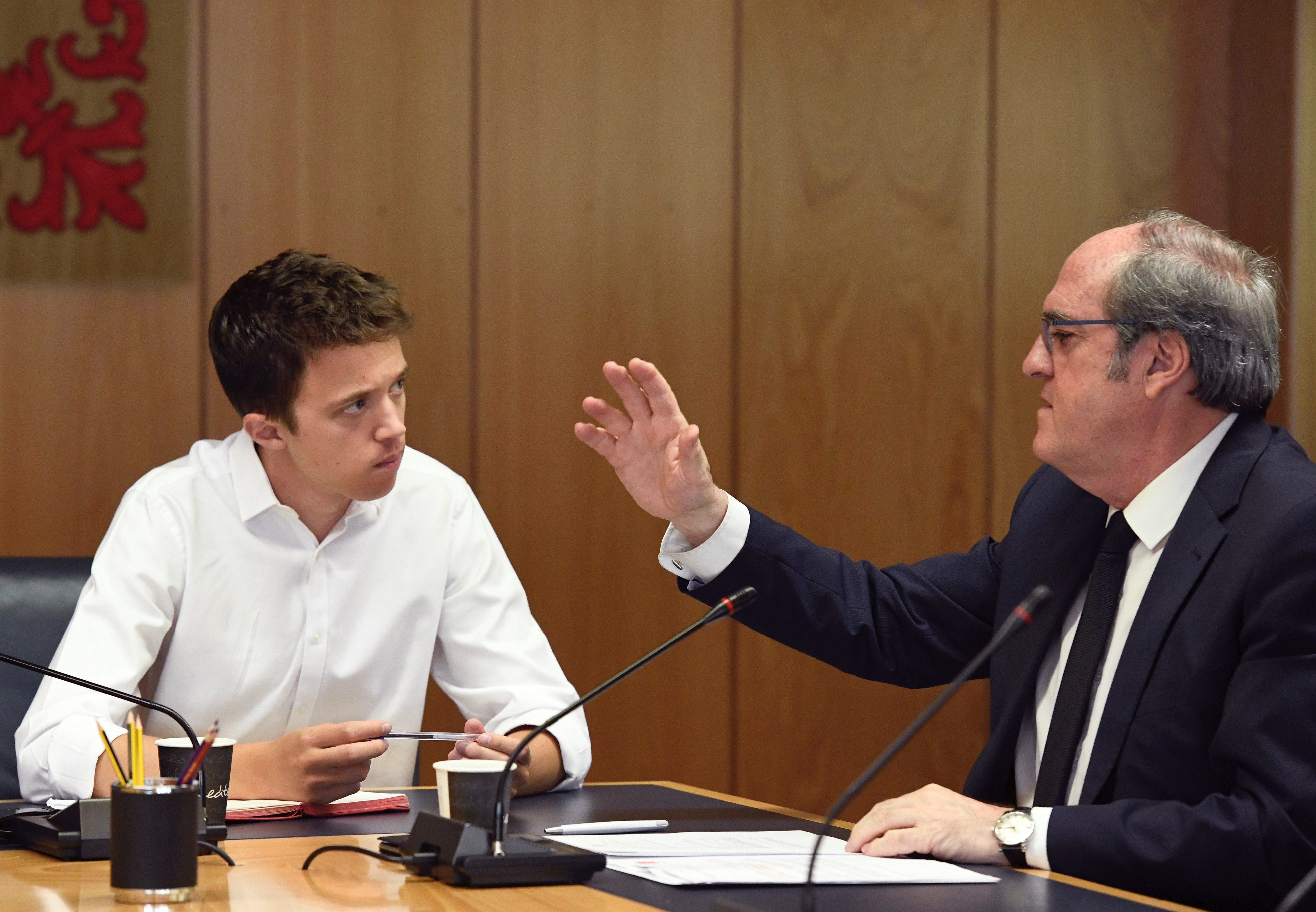 Errejón pide a Ciudadanos tres votos para que Gabilondo sea presidente Errejón pide a Ciudadanos tres votos para que Gabilondo sea presidente