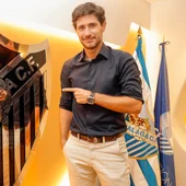 Víctor Sánchez del Amo, renueva como entrenador del Málaga Víctor Sánchez del Amo, renueva como entrenador del Málaga