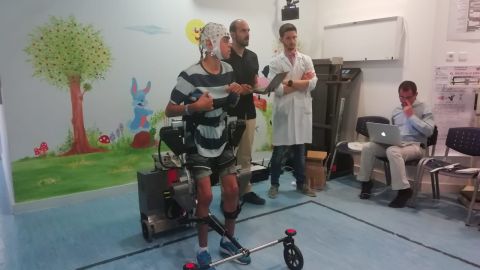 Exoesqueleto creado por el Hospital Niño Jesús de Madrid Exoesqueleto creado por el Hospital Niño Jesús de Madrid