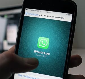 WhatsApp WhatsApp