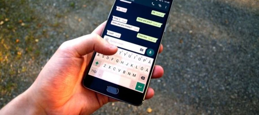 WhatsApp chatting_643x397 WhatsApp chatting_643x397