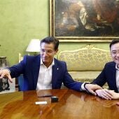 Luis Salvador y Jiang Lizhang