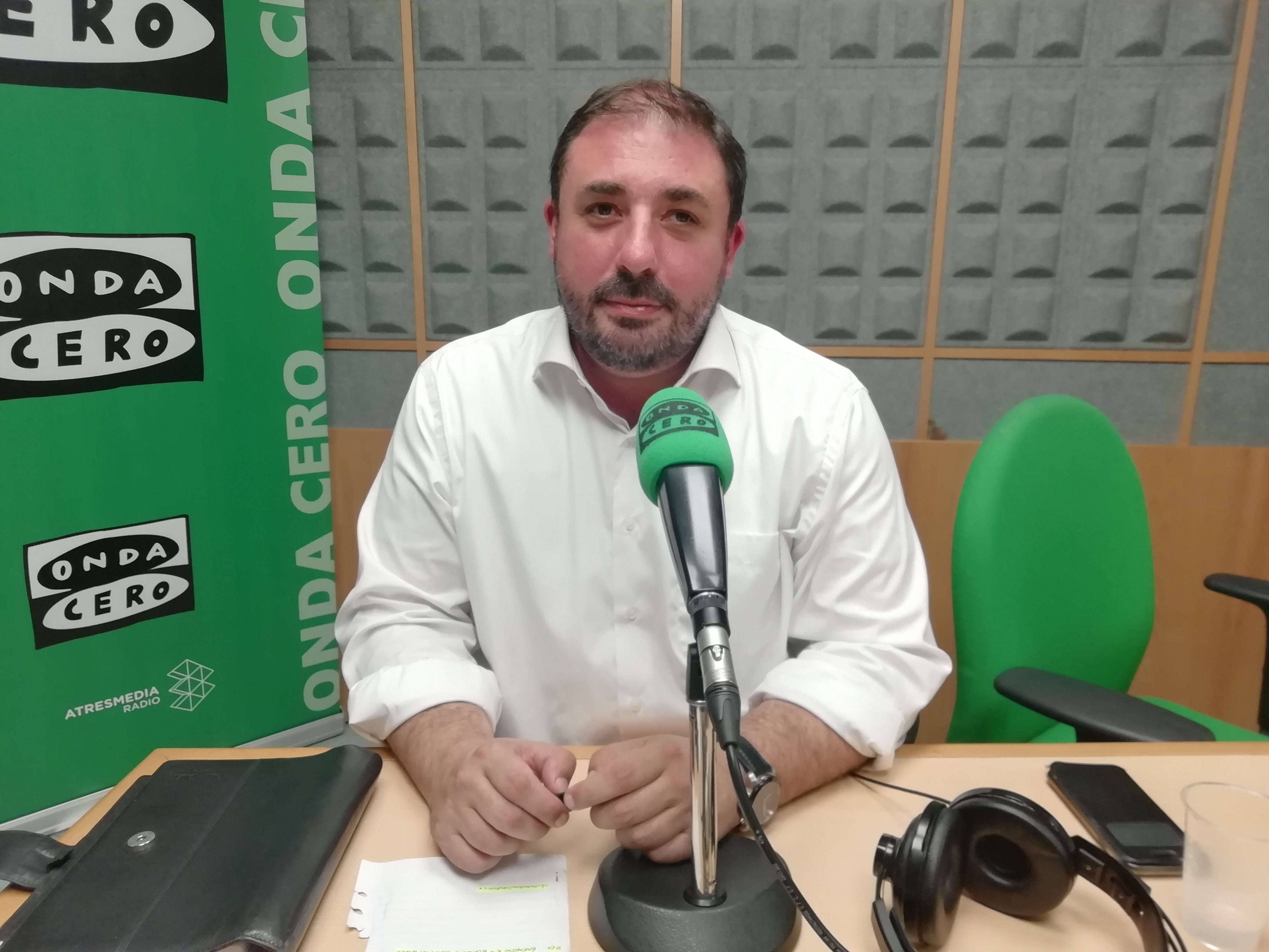 Unai Hualde: “En las próximas semanas avanzaremos en la actualización del reglamento del Parlamento” Unai Hualde: “En las próximas semanas avanzaremos en la actualización del reglamento del Parlamento”