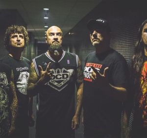 Los miembros del grupo Def con Dos Los miembros del grupo Def con Dos