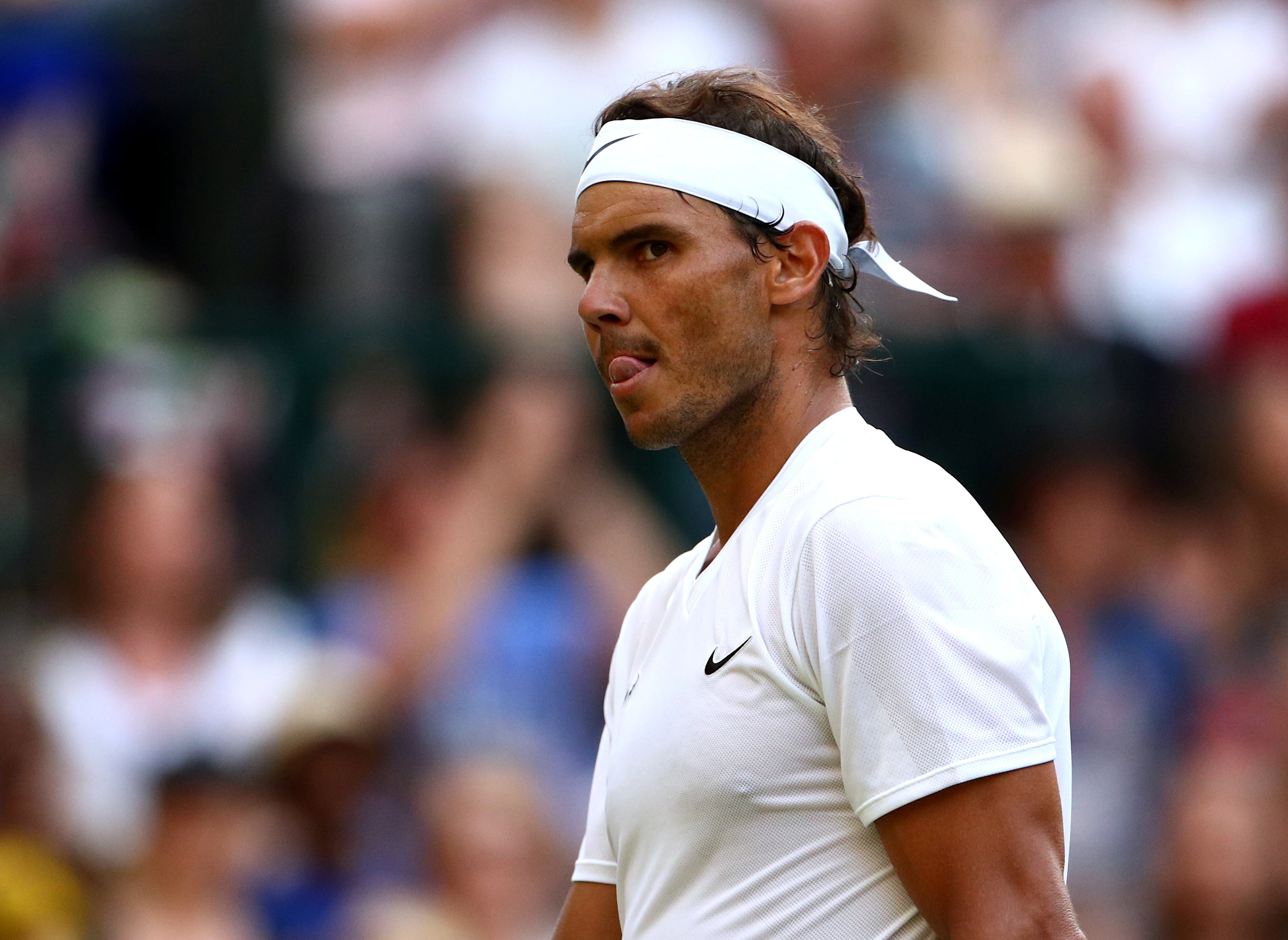 Rafa Nadal: "Si hablamos de Kyrgios todo el día y desde la ATP le hacen promoción, se seguirá creciendo" Rafa Nadal: "Si hablamos de Kyrgios todo el día y desde la ATP le hacen promoción, se seguirá creciendo"